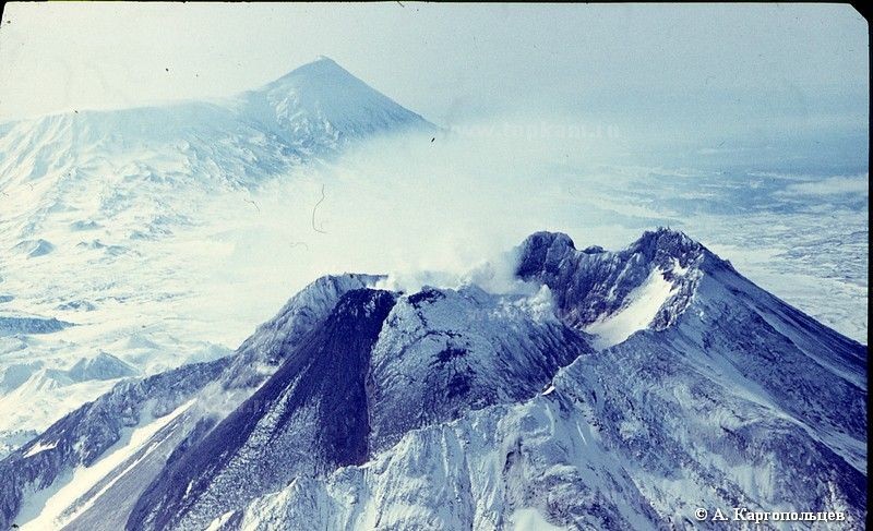 вулкан казахстан скачать