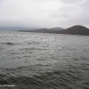 Во время шторма на Харчинском озере не сладко